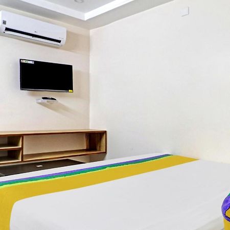 Itsy By Treebo - Vardhan Stay Inn ティルパティ エクステリア 写真